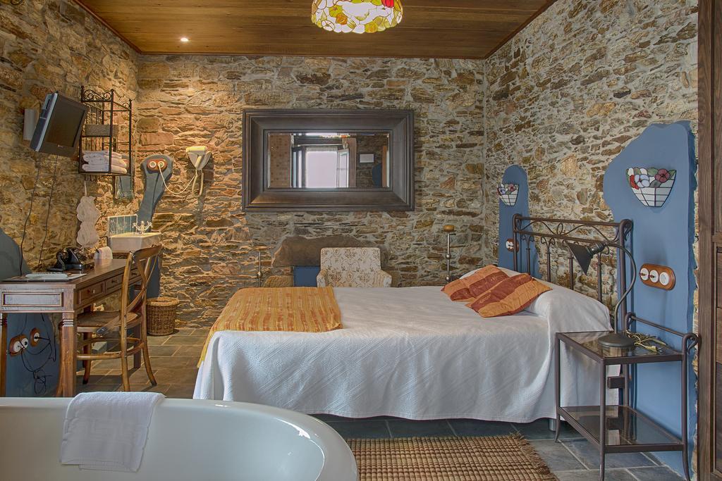 Hotel Rural El Torneiro Villayon Ruang foto