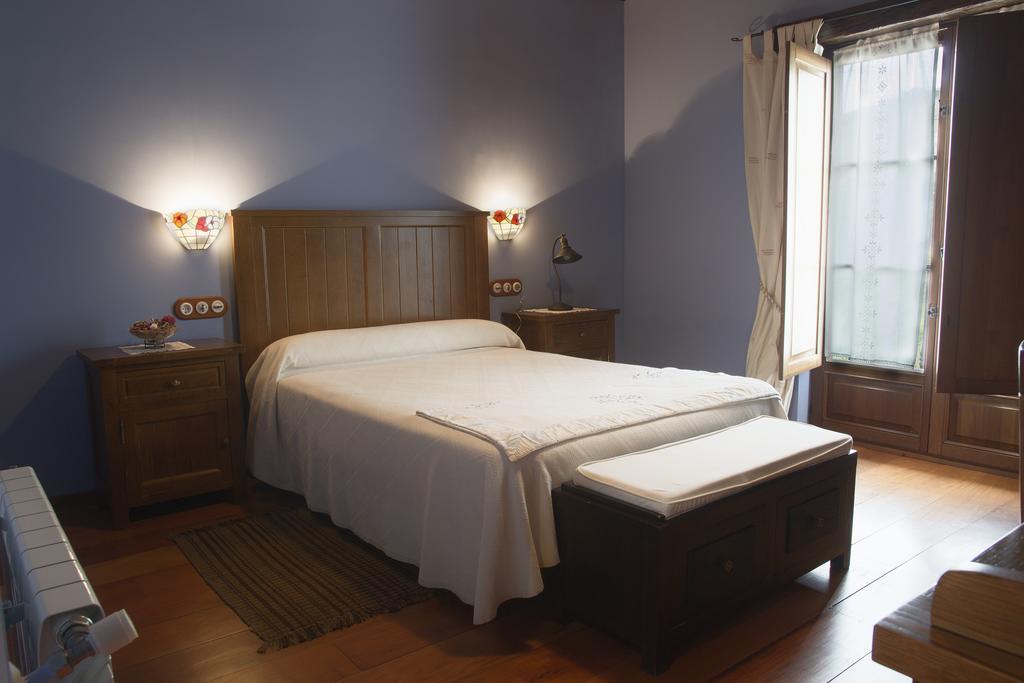 Hotel Rural El Torneiro Villayon Bagian luar foto