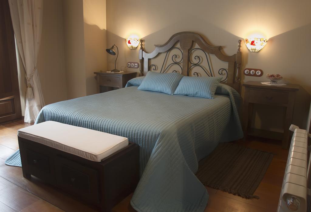 Hotel Rural El Torneiro Villayon Bagian luar foto
